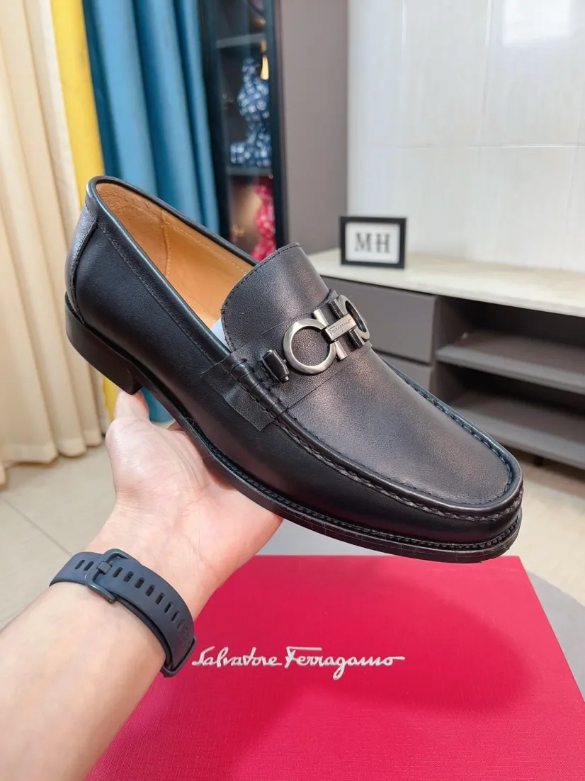 Men's men's shoes 💰458🌹🌹 (Niuli) [Ferragamo] Ferragamo's latest men's business leather shoes 🇨🇳Official website original 1:1 molding 💯The first layer is made of imported cowhide from Italy ➕Luxurious cowhide lining, soft and comfortable 🌴High-end atmosphere, the first choice for men with high taste🍍38-44 45 can be customized